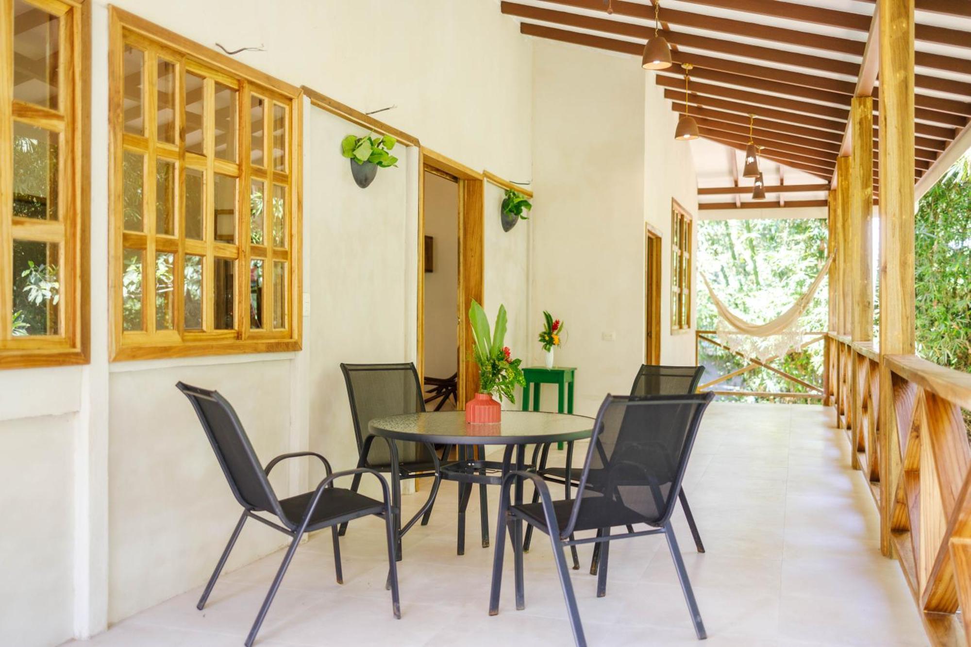 Puerto Viejo de Talamanca Villa Pina Dorada Dependencia Del Hotel Casa Merlin מראה חיצוני תמונה